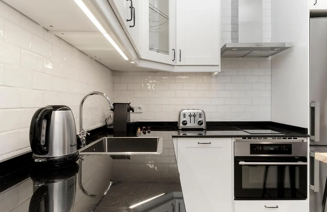 Pelayo, moderno apartamento para dos en Chueca-1